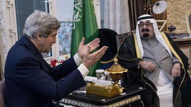 Kerry speaks next to Saudi King Abdullah, January 5, 2014.